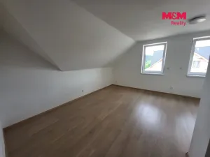 Pronájem bytu 3+1, Nový Bor - Janov, 74 m2