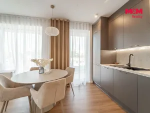 Prodej bytu 3+kk, Rokycany, Vysoký průhon, 81 m2