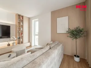 Prodej bytu 1+kk, Rokycany, Vysoký průhon, 43 m2