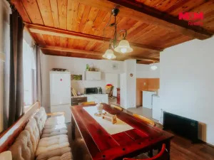 Prodej chalupy, Kadov - Lnářský Málkov, 250 m2