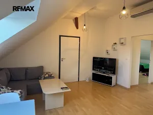 Pronájem bytu 3+kk, Valtice, Mikulovská, 78 m2