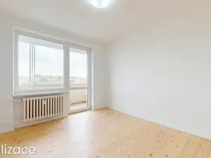 Prodej bytu 3+1, Hrušovany u Brna, Sídliště, 73 m2