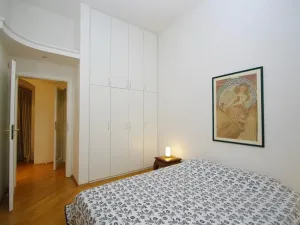 Pronájem bytu 3+1, Praha - Nové Město, Odborů, 81 m2