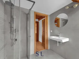 Prodej zemědělské usedlosti, Horní Planá, 200 m2