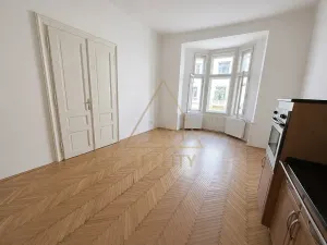 Pronájem bytu 3+1, Praha - Vinohrady, Na Švihance, 88 m2