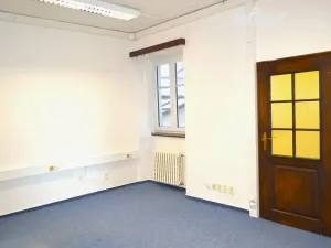 Pronájem kanceláře, České Budějovice, nám. Přemysla Otakara II., 150 m2