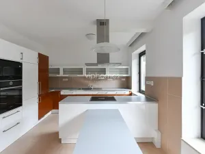 Pronájem kanceláře, Praha - Kunratice, Ke hrádku, 417 m2