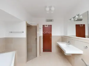 Pronájem kanceláře, Praha - Kunratice, Ke hrádku, 417 m2