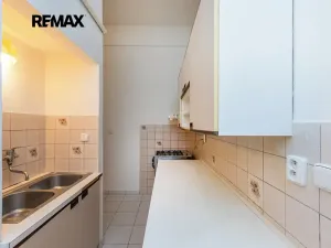 Prodej bytu 2+kk, Praha - Strašnice, Černokostelecká, 52 m2