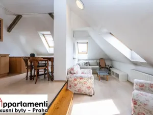 Prodej bytu 2+1, Praha - Nové Město, Ječná, 68 m2