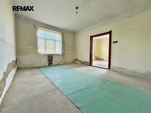 Prodej rodinného domu, Chrudim, 478 m2