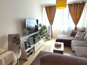 Prodej bytu 2+kk, Praha - Horní Měcholupy, Milánská, 43 m2