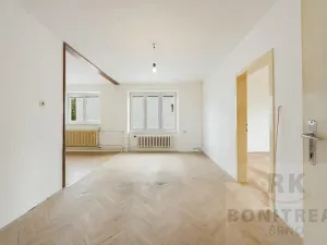 Prodej rodinného domu, Černá Hora, Budovatelská, 267 m2