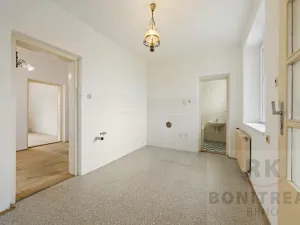 Prodej rodinného domu, Černá Hora, Budovatelská, 267 m2