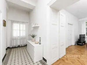 Prodej bytu 2+1, Praha - Karlín, Vítkova, 100 m2