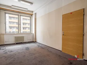 Pronájem obchodního prostoru, Hradec Králové - Nový Hradec Králové, třída Edvarda Beneše, 402 m2