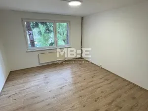Pronájem bytu 2+kk, Děčín - Děčín V-Rozbělesy, Závodní, 42 m2