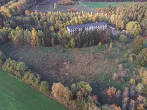 Prodej komerční, Pernarec, 2000 m2
