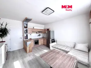 Pronájem bytu 2+kk, Česká Lípa, Hradecká, 40 m2