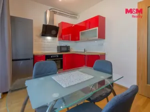 Pronájem bytu 2+kk, Praha, Argentinská, 40 m2