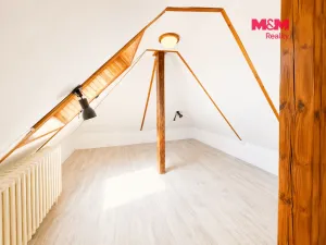 Pronájem atypického bytu, Praha - Hostivař, V nové čtvrti, 125 m2
