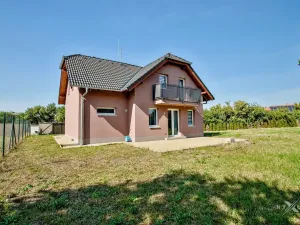Pronájem rodinného domu, Postřižín, Datlová, 137 m2