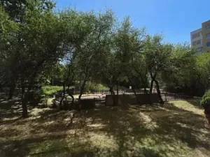 Pronájem bytu 2+kk, Praha - Troja, Krosenská, 45 m2
