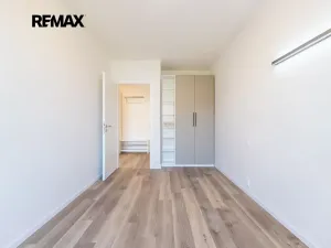 Pronájem bytu 2+kk, Praha - Hlubočepy, Divíškové, 53 m2