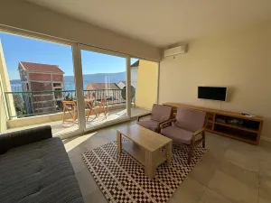 Prodej bytu 3+kk, Herceg Novi, Černá Hora, 89 m2