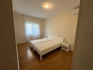 Prodej bytu 3+kk, Herceg Novi, Černá Hora, 89 m2
