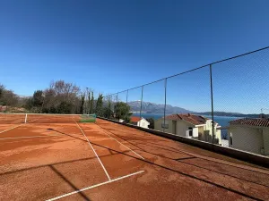 Prodej bytu 3+kk, Herceg Novi, Černá Hora, 89 m2