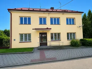 Prodej rodinného domu, Bernartice, 320 m2