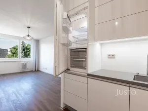 Pronájem bytu 2+kk, Praha - Kobylisy, Pohnertova, 43 m2