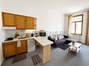 Pronájem bytu 2+kk, Hradec Králové, Tomkova, 48 m2