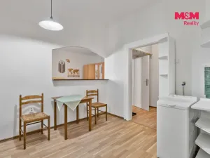Prodej bytu 1+1, Praha - Holešovice, Osadní, 41 m2