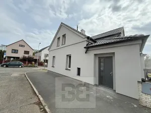 Pronájem rodinného domu, Praha - Kobylisy, Líbeznická, 170 m2