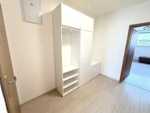 Pronájem bytu 2+kk, Brno - Židenice, Porhajmova, 56 m2
