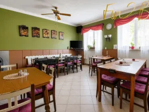 Prodej rodinného domu, Lnáře, 448 m2