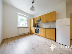 Pronájem bytu 2+1, Olomouc, Thomayerova, 58 m2