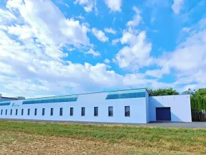 Pronájem skladu, Tečovice, 890 m2