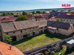 Prodej rodinného domu, Blšany u Loun, 400 m2