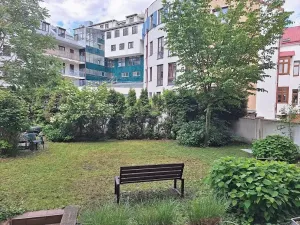 Pronájem bytu 1+kk, Praha - Vršovice, Rybalkova, 26 m2