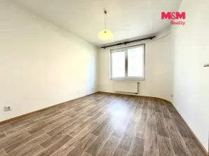 Pronájem bytu 2+1, Praha, U štěpu, 54 m2