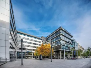 Pronájem kanceláře, Praha - Smíchov, Radlická, 1000 m2