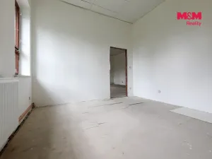 Prodej obchodního prostoru, Černošín, 1100 m2