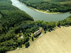 Prodej komerční nemovitosti, Dražíč, 1066 m2