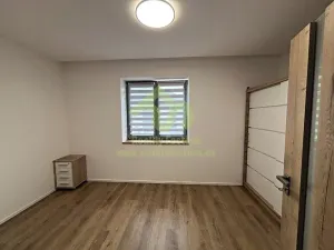 Prodej rodinného domu, Lužany, 156 m2