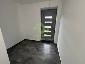 Prodej rodinného domu, Lužany, 156 m2