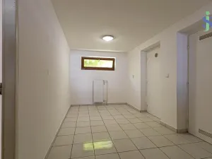 Pronájem rodinného domu, Praha - Kyje, Černičná, 150 m2
