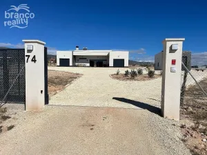 Prodej rodinného domu, Pinoso, Alicante, Španělsko, 165 m2